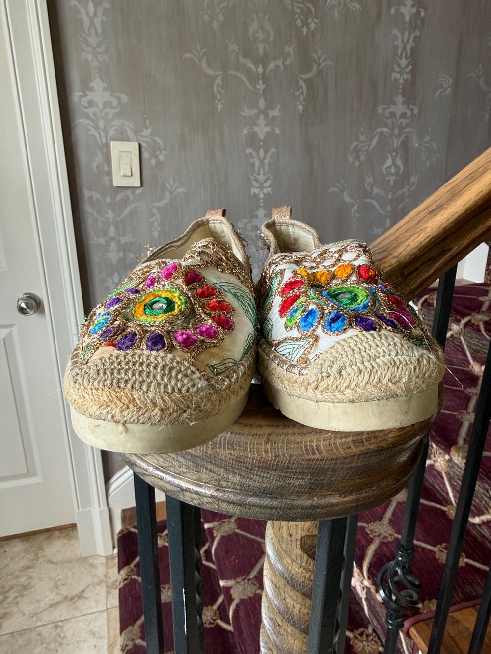 JEWELED ladies slip on espadrilles EURO 38. US 8. Preowned good condition. - Picture 4 of 9